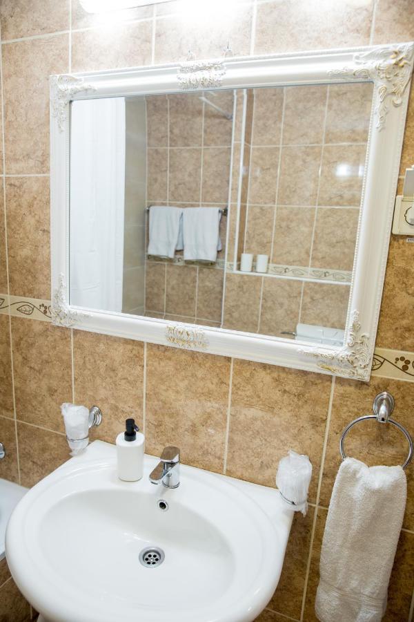 Apartment Studio Milena Subotica Bagian luar foto